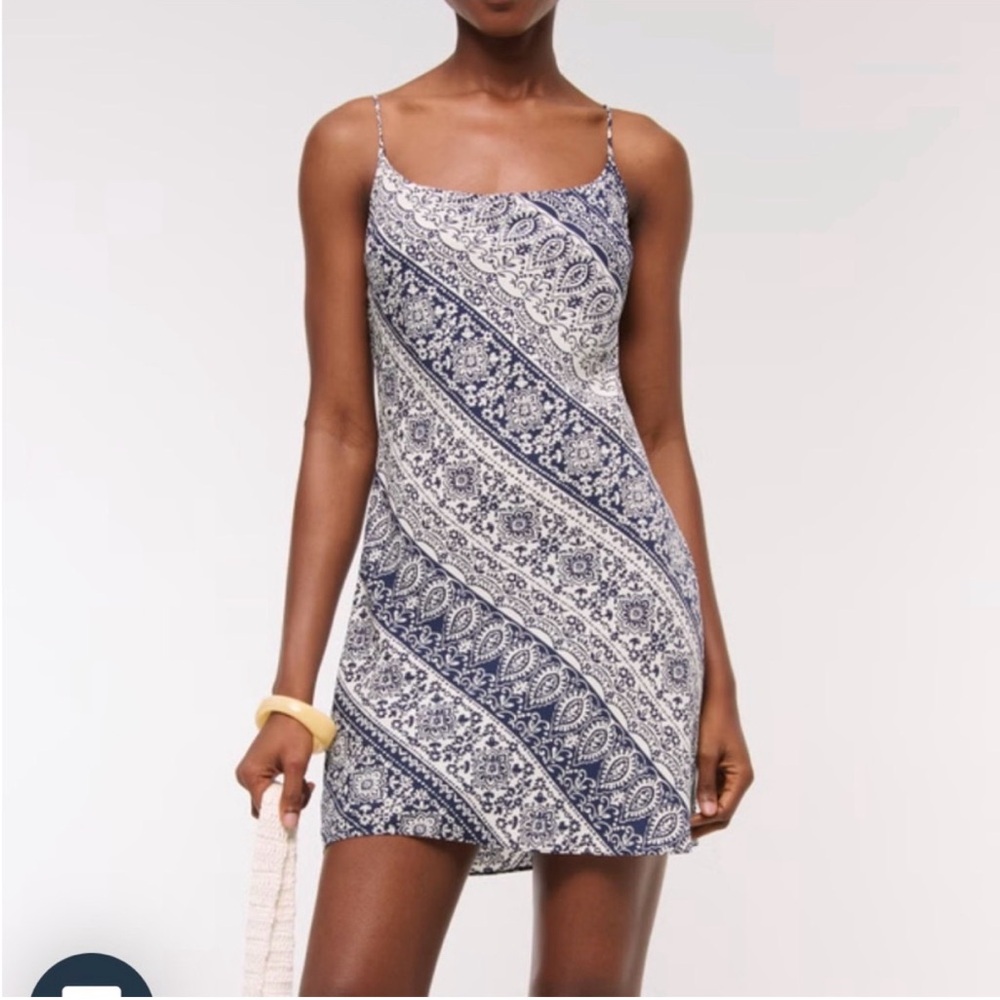 New! Abercrombie Navy and White Paisley Slip Dress